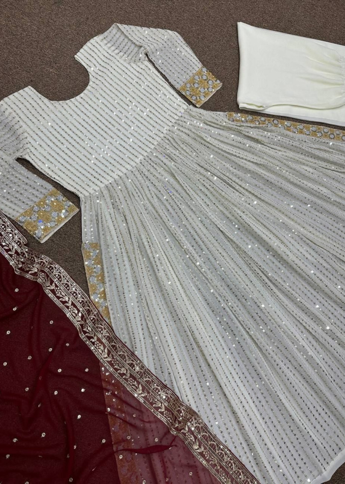 Sequence Embroidery Work Kurat Set  