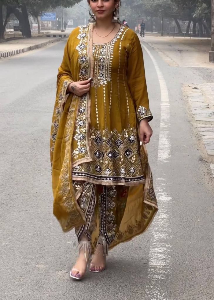 Chinon Silk Fabric Suit