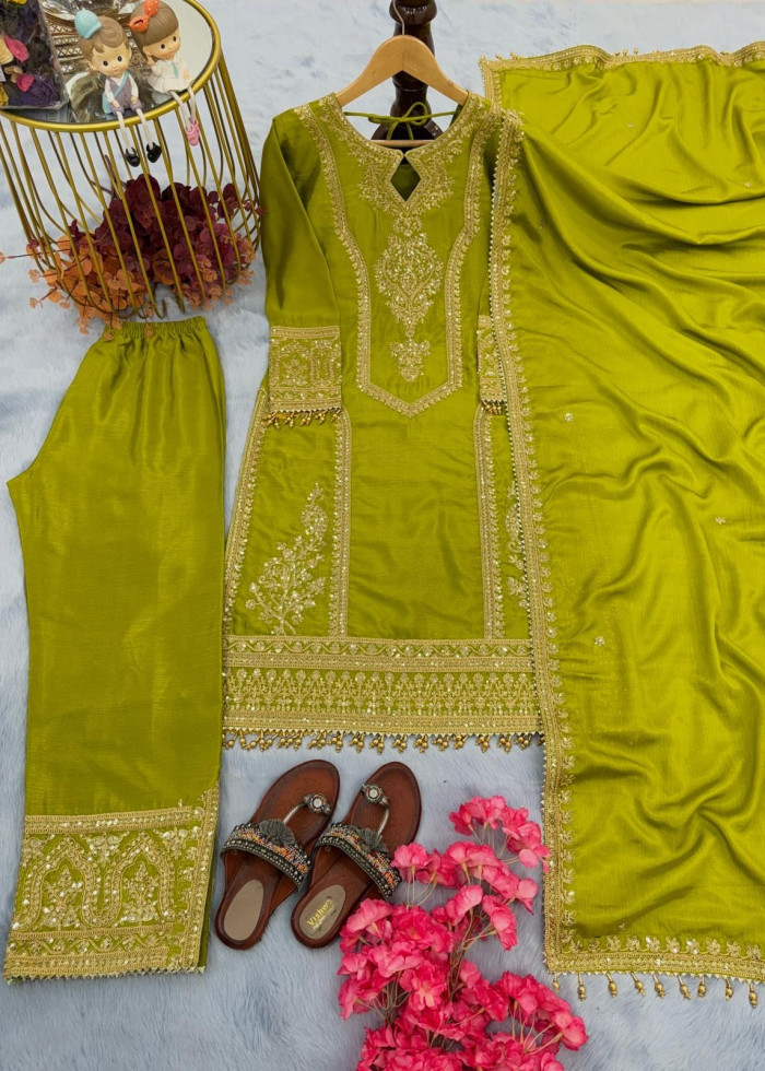 New Arrival Trendy Chinnon Silk Women Kurta Sets With